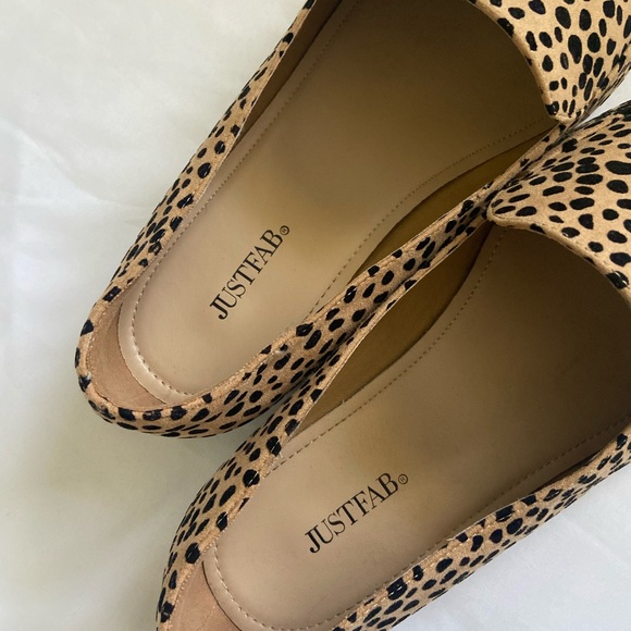Cheetah print loafers size 10 - Picture 9 of 9